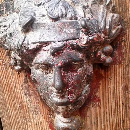 La Casa Di Tufo *